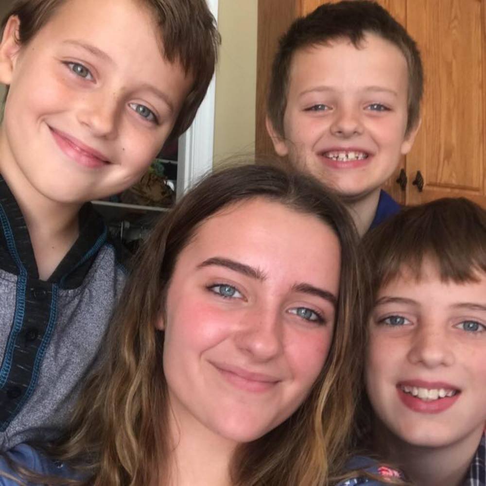 Meet your Posher, Emily